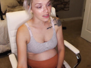 onlyfansjess sexy blond with cute pregnant belly 4