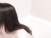 Meikoui hot tub masturbation